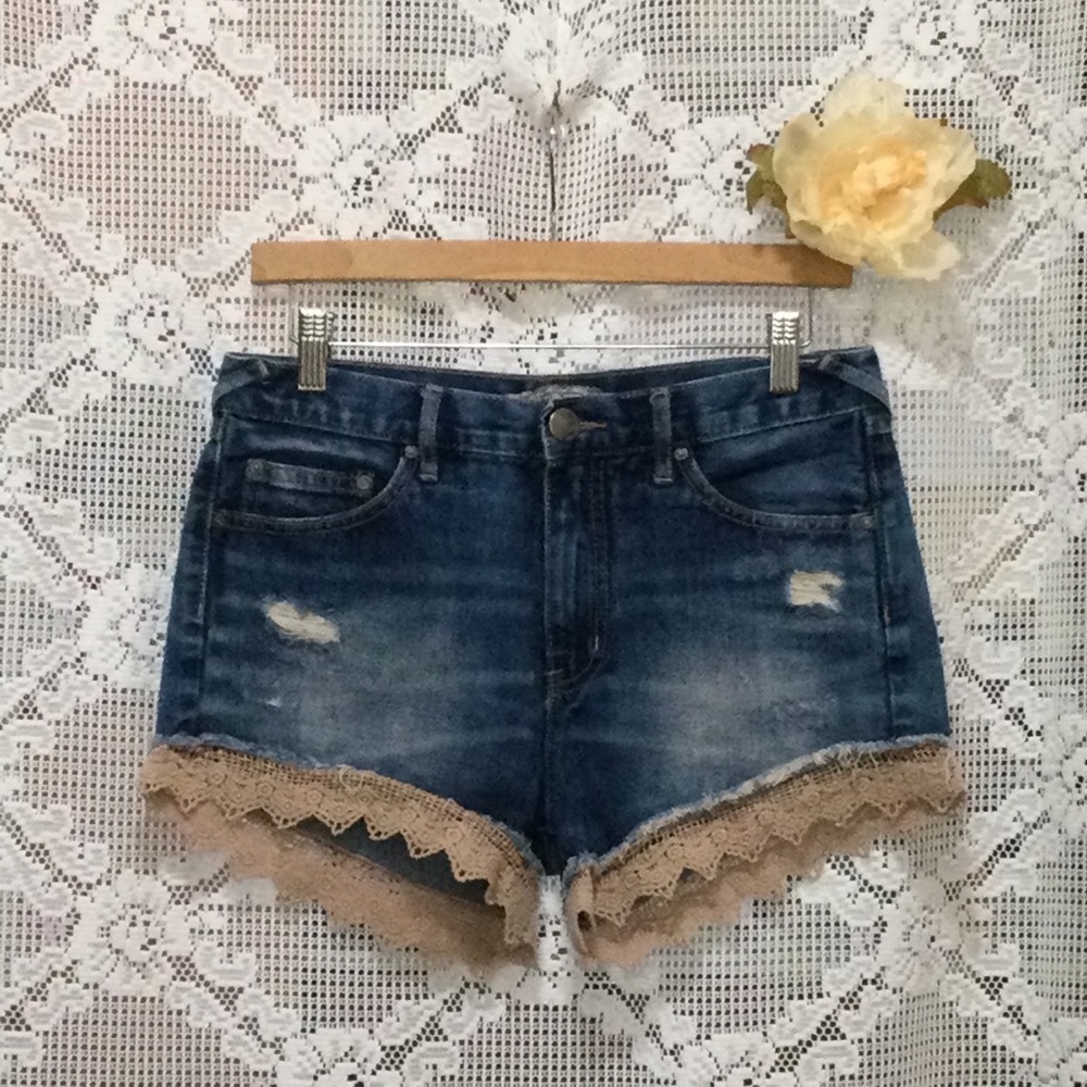 Free People Women’s Denim Blue Jean Frilled Distressed Shorts Size 26